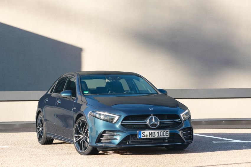 V177 Mercedes-AMG A35 4Matic Sedan revealed with 306 hp and 420 litre boot; 0-100 km/h in 4.8 seconds 939217