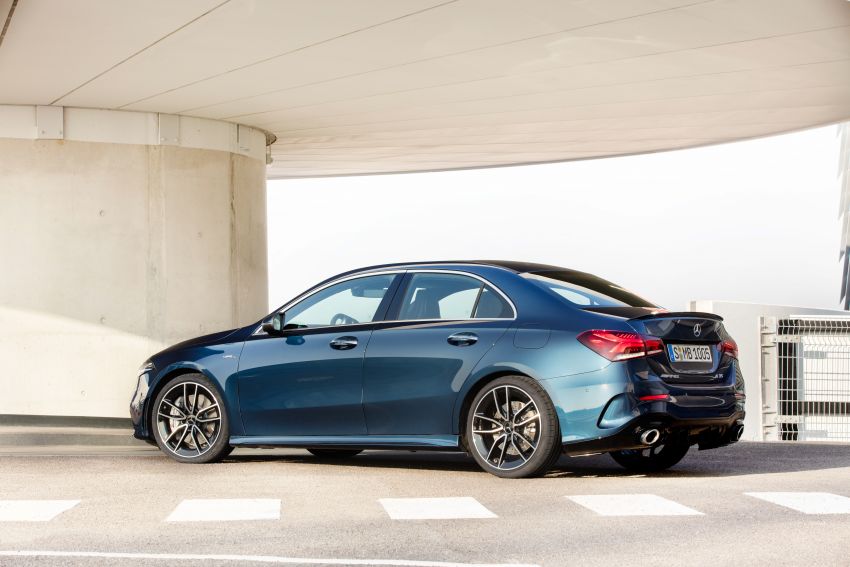 V177 Mercedes-AMG A35 4Matic Sedan revealed with 306 hp and 420 litre boot; 0-100 km/h in 4.8 seconds 939200