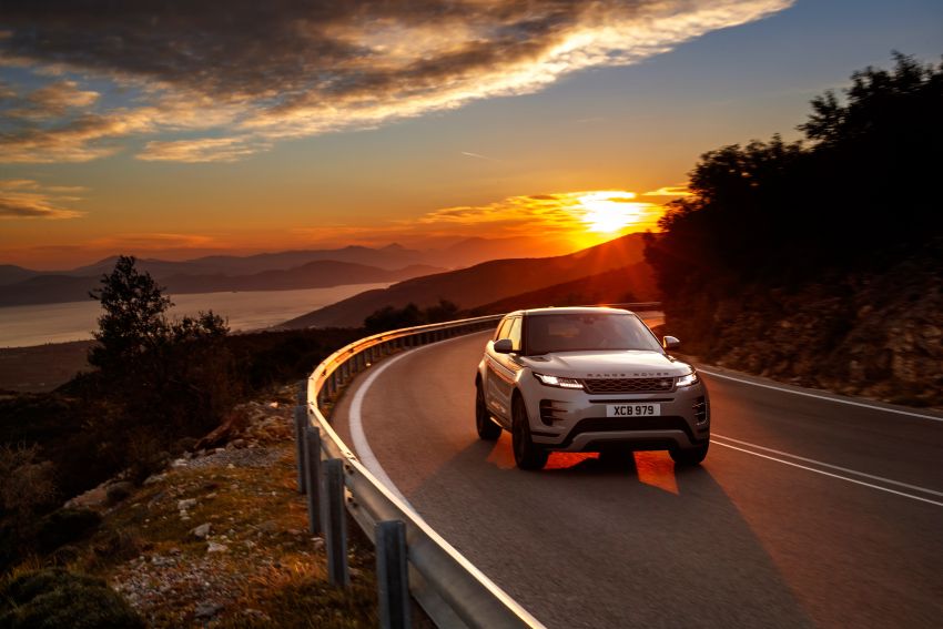 MEGA GALLERY: 2019 Range Rover Evoque in Greece 951832