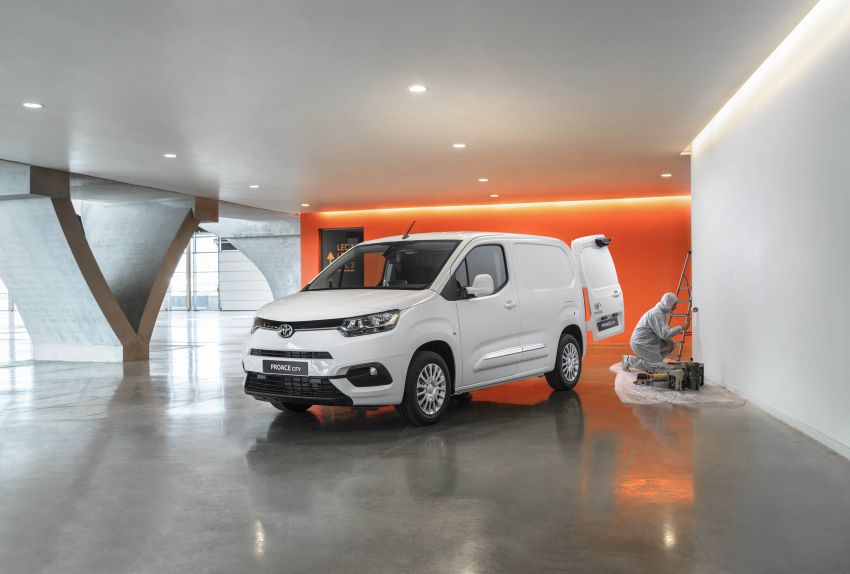 2019 Toyota Proace City unveiled – compact city van 954396