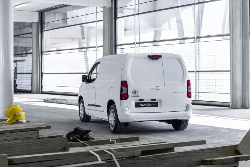 2019 Toyota Proace City unveiled – compact city van 954387