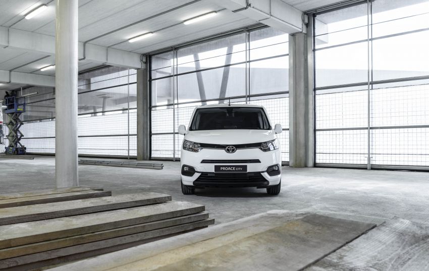 2019 Toyota Proace City unveiled – compact city van 954417