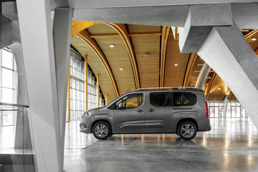 2019 Toyota Proace City unveiled – compact city van 954480