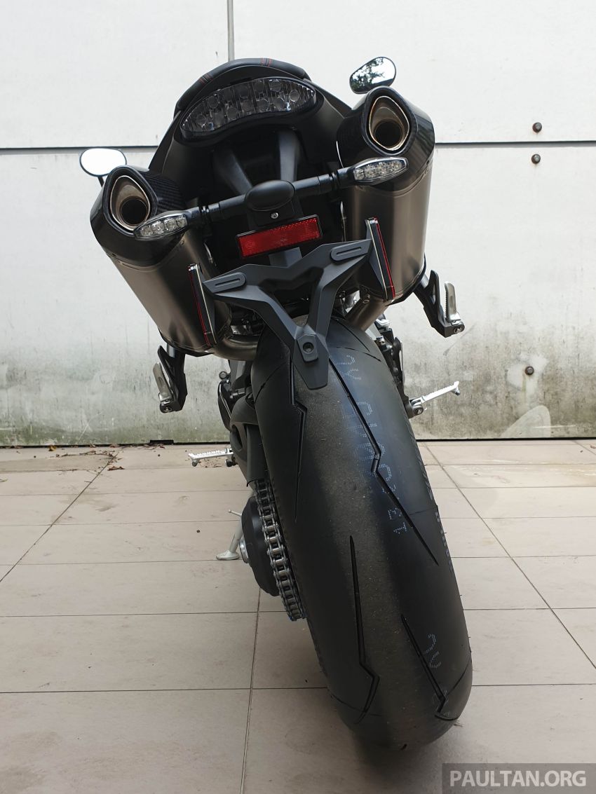 2019 Triumph Speed Triple 1050 RS in Malaysia – RM109,900 excluding road tax, by special order only 944669