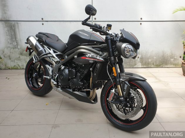 2019 Triumph Speed Triple 1050 RS in Malaysia – RM109,900 excluding road tax, by special order only
