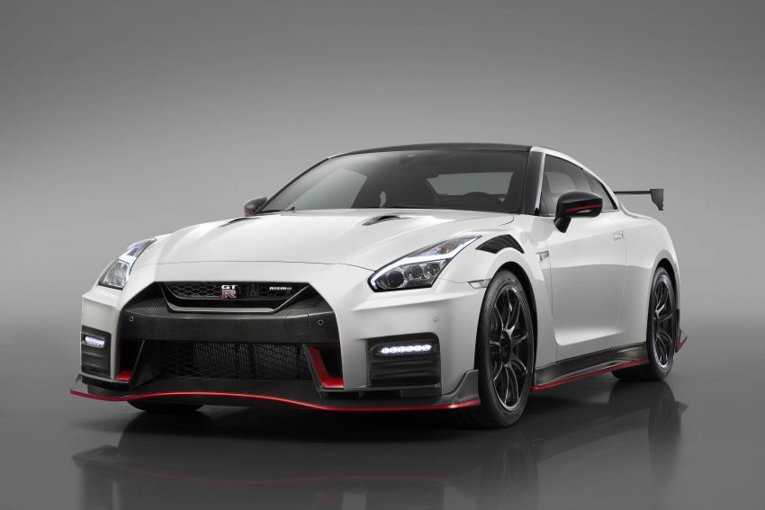 2020 Nissan GT-R Nismo sheds weight, improves grip 948691