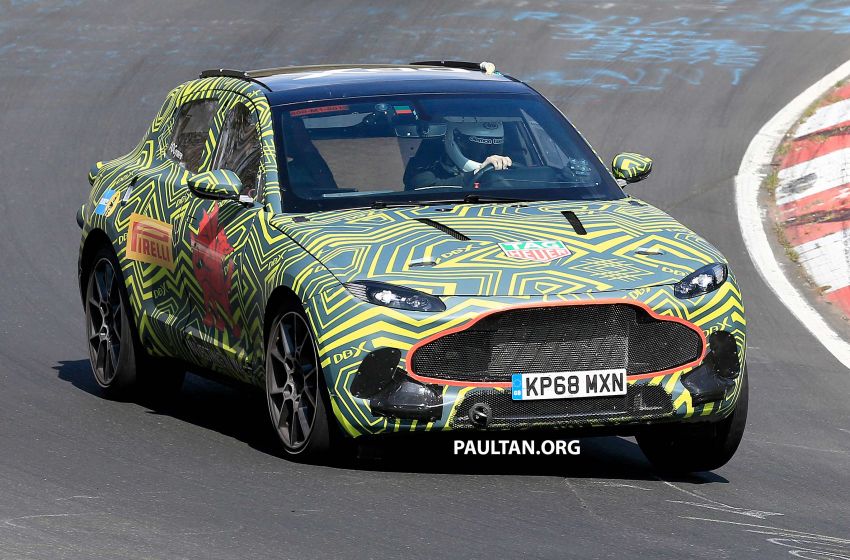 SPYSHOTS: Aston Martin DBX on test – interior seen 952982