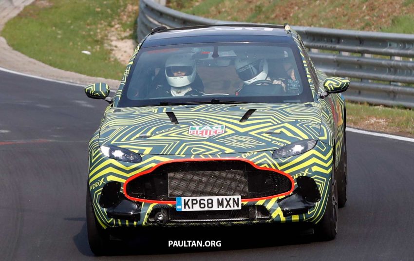 SPYSHOTS: Aston Martin DBX on test – interior seen 946806