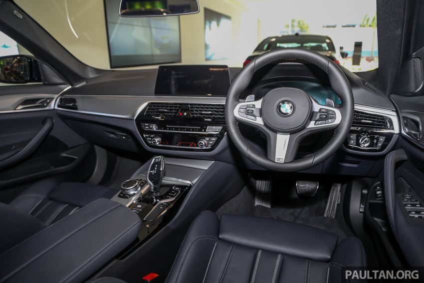 GALLERY: G30 BMW 520i Luxury and 530e M Sport 955327