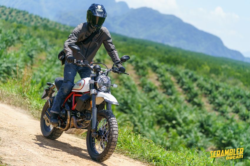 TUNGGANG UJI: Ducati Scrambler Icon dan Desert Sled 2019 – nikmati tunggangan cara anda sendiri 950268
