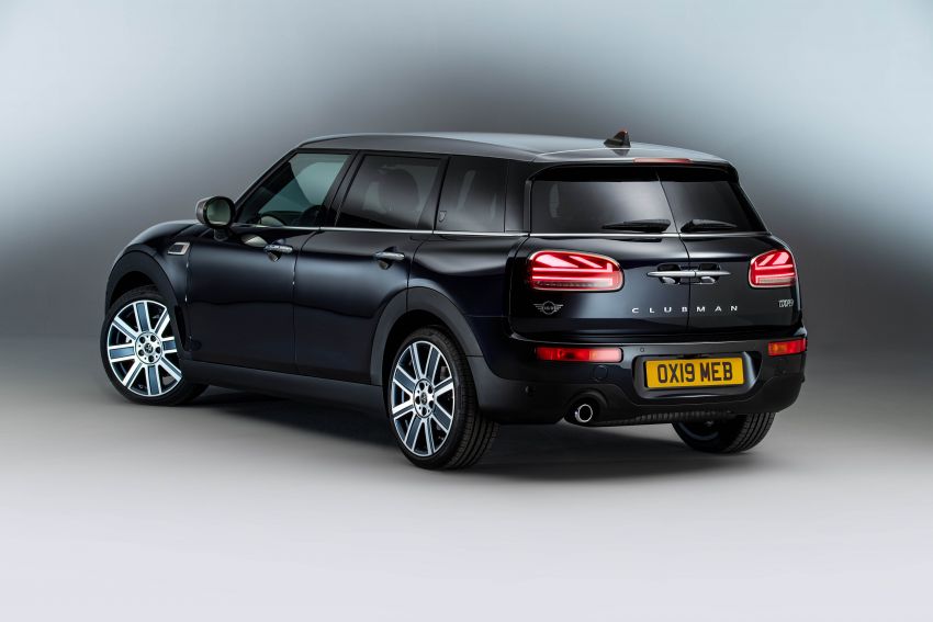 F54 MINI Clubman facelift receives styling updates 949168