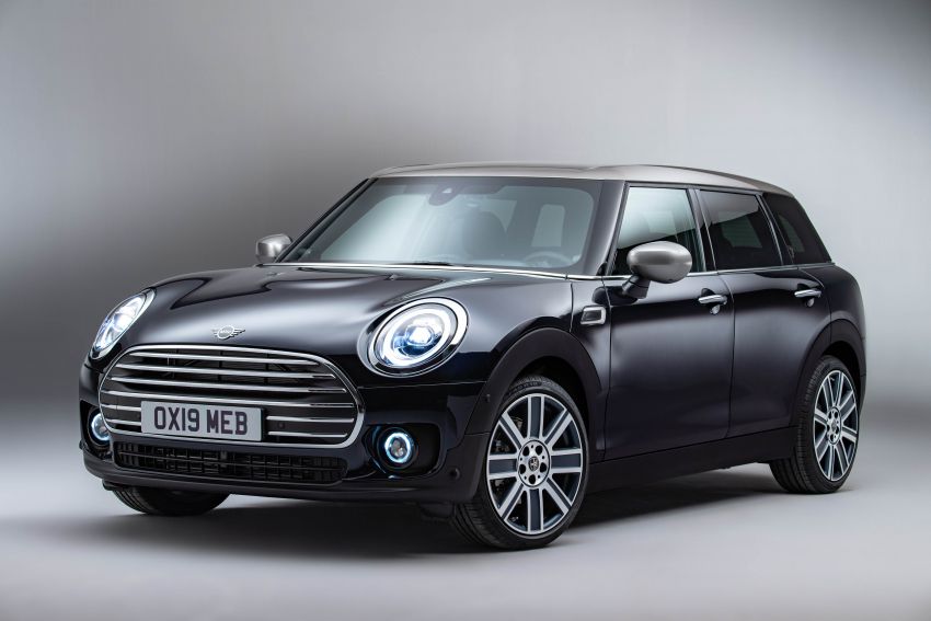 F54 MINI Clubman facelift receives styling updates 949177