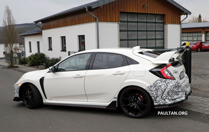 SPYSHOT: Honda Civic Type R <em>facelift</em> diuji di Nürburgring – tampil dengan tiga rupa berbeza 954171