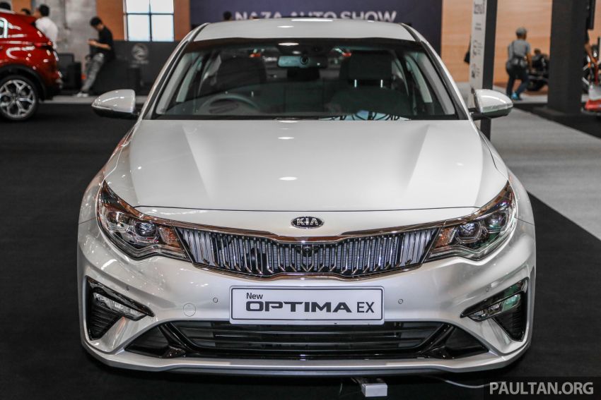 2019 Kia Optima EX displayed at Malaysia Autoshow 945889