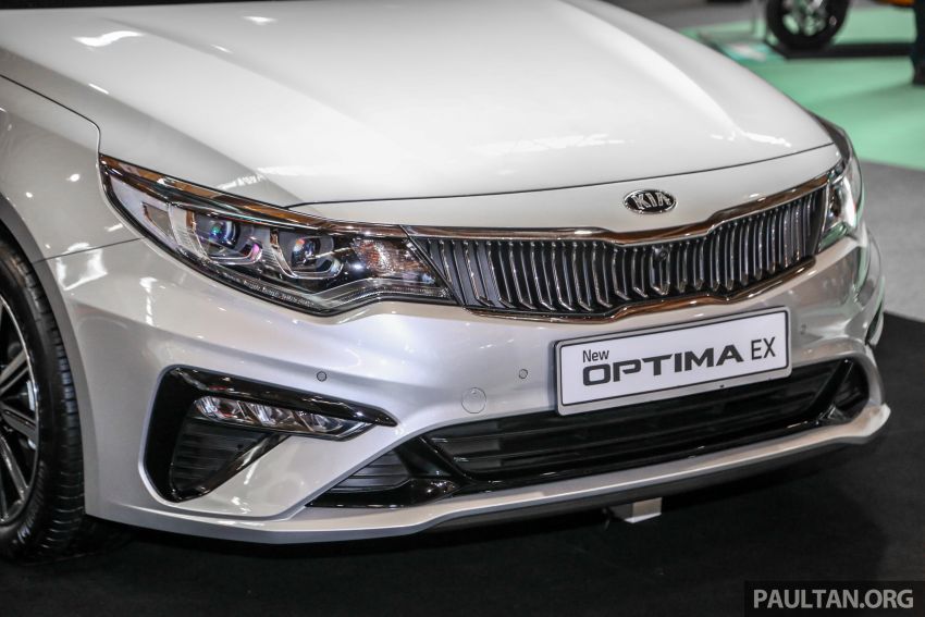 2019 Kia Optima EX displayed at Malaysia Autoshow 945896