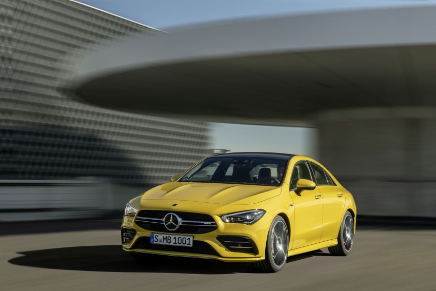 C118 Mercedes-AMG CLA35 4Matic debuts with 302 hp 944637