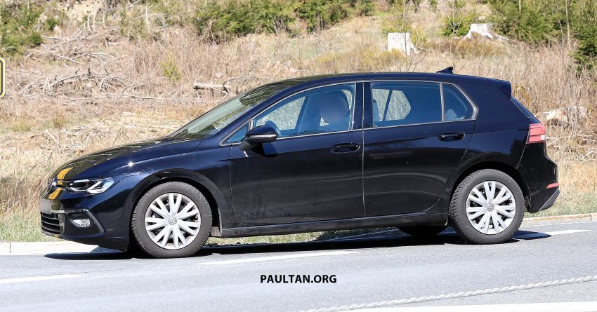 SPIED: Volkswagen Golf Mk8 drops camo, shows face 954740