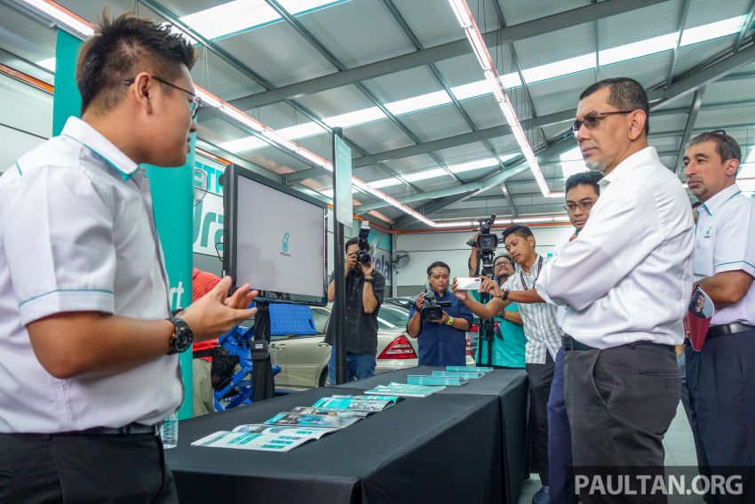 Petronas AutoExpert pertama dunia kini dilancarkan 951174