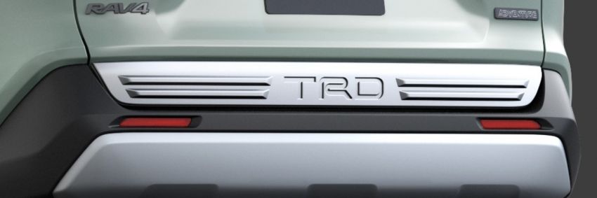 Toyota RAV4 dengan kit TRD dan Modellista di Jepun 947533
