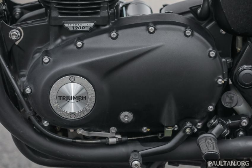 REVIEW: Honda CB1100RS vs BMW R nineT vs Ducati Scrambler vs Kawasaki Z900RS vs Triumph Bonneville Image #952369