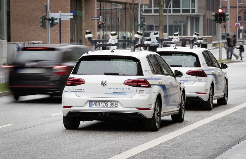 Volkswagen tests Level 4 self-driving in Hamburg 942947