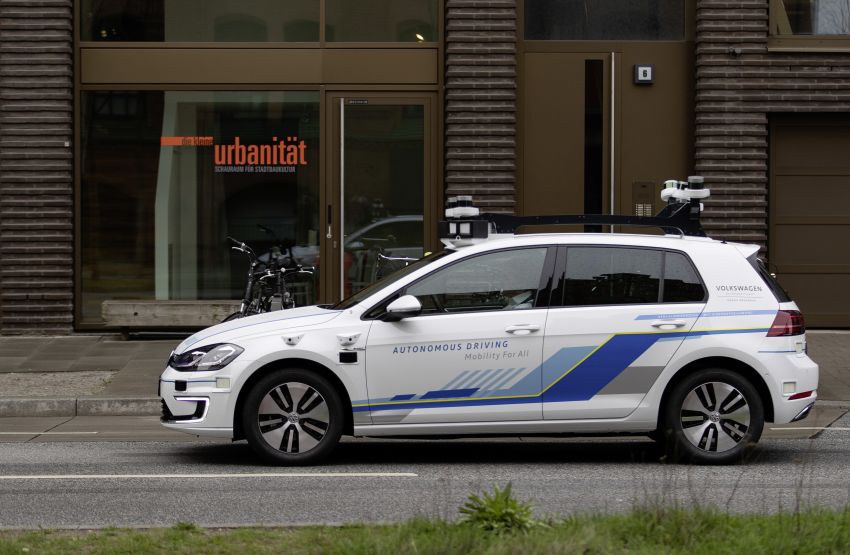 Volkswagen tests Level 4 self-driving in Hamburg 942951