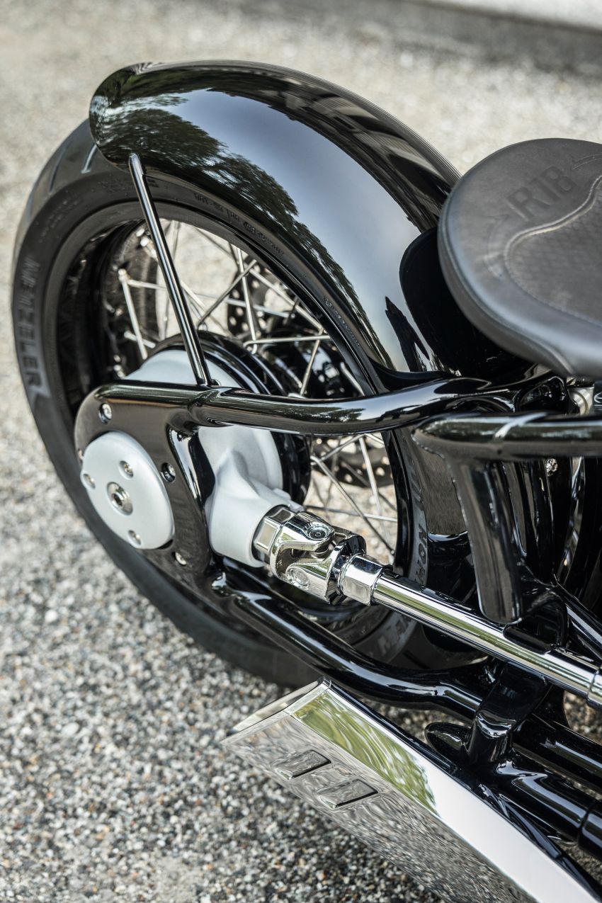 BMW Motorrad unveils Concept R18 custom bike 963912