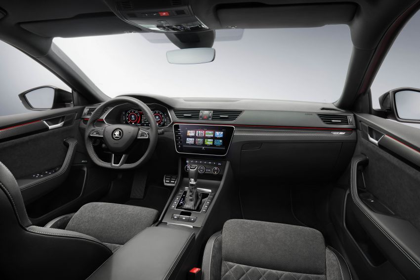 2019 Skoda Superb facelift revealed – updated styling; new Scout variant; plug-in hybrid powertrain option 963022