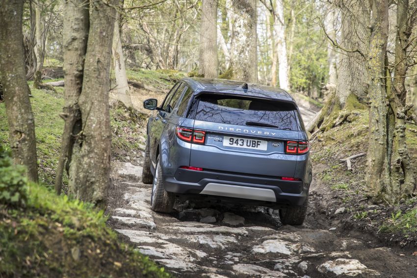 2020 Land Rover Discovery Sport unveiled – old looks hide new platform, technologies, mild hybrid engines 962116