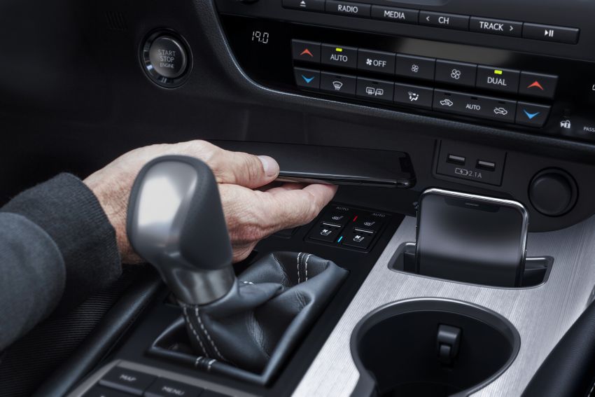 2020 Lexus RX facelift – minor nip/tuck, added tech/kit 966250