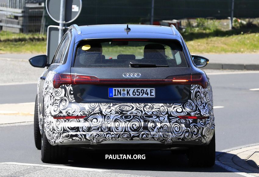 SPYSHOTS: Audi e-tron ‘quattro S’ spotted testing 966706