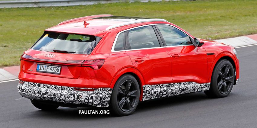 SPYSHOTS: Audi e-tron ‘quattro S’ spotted testing 966705
