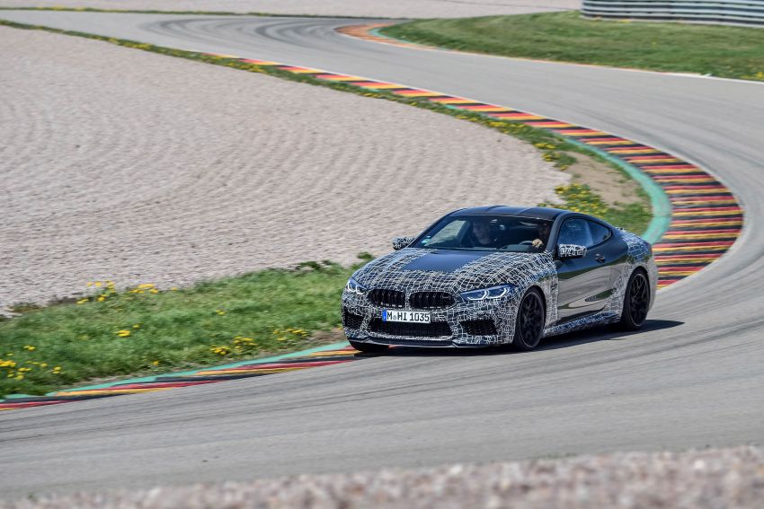 BMW M8 Coupe and Convertible will debut new display and control system – Setup and M Mode buttons 958323