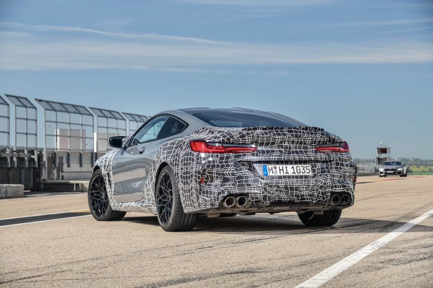 BMW M8 Coupe and Convertible will debut new display and control system – Setup and M Mode buttons 958310