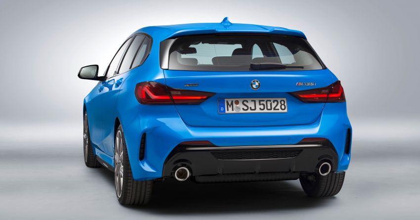 F40 BMW 1 Series makes its debut – third-gen is now front-wheel drive, gets range-topping M135i xDrive 963617