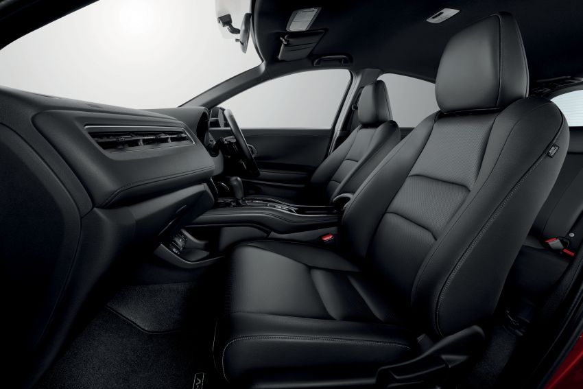 Honda HR-V RS – warna hitam ganti <em>ivory</em> untuk kabin 960394