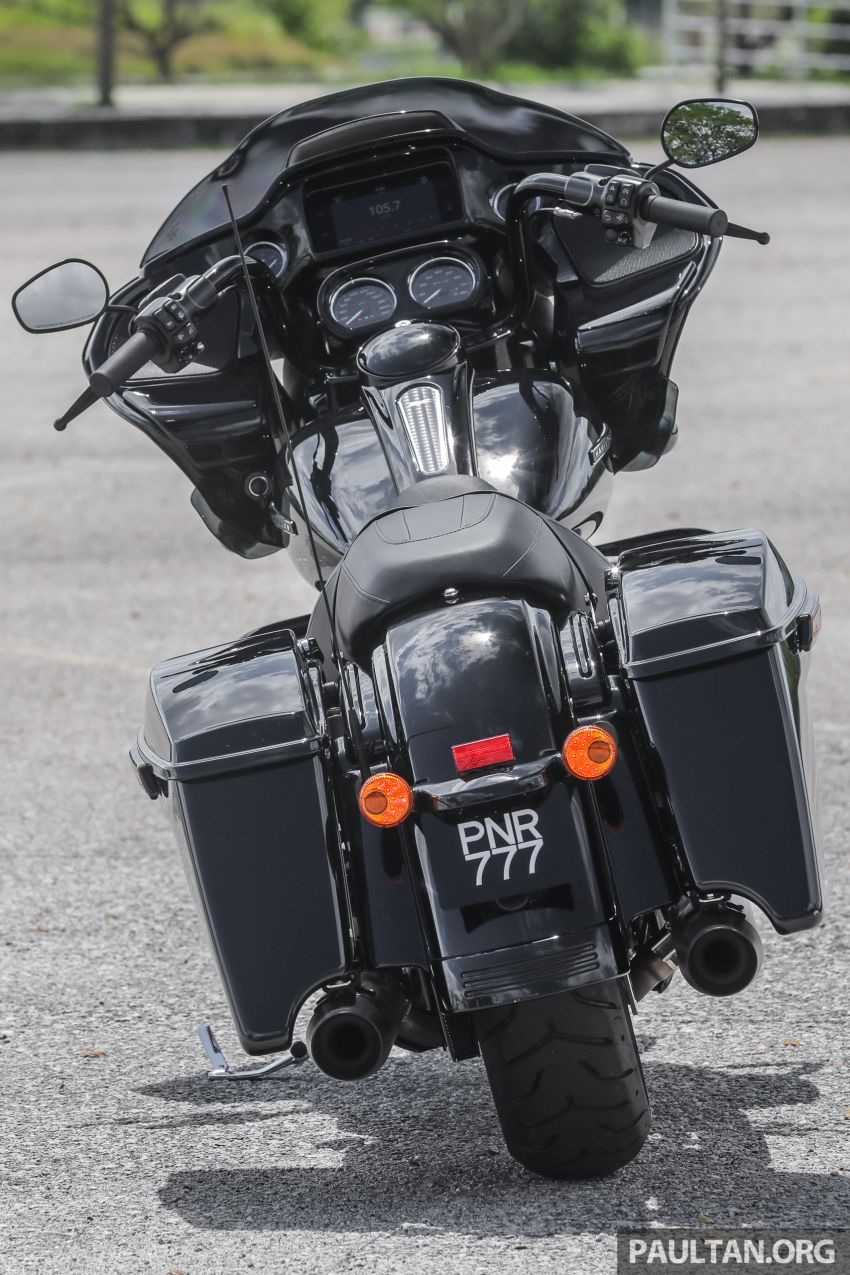 FIRST RIDE: Harley-Davidson Milwaukee 8 V-twin 958552
