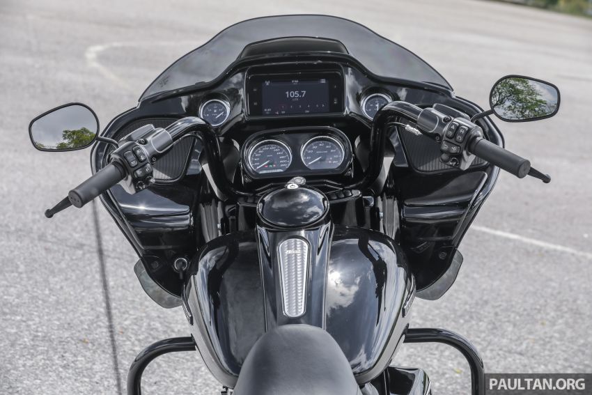 FIRST RIDE: Harley-Davidson Milwaukee 8 V-twin 958560