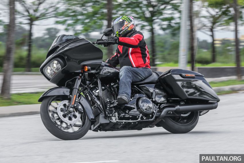 FIRST RIDE: Harley-Davidson Milwaukee 8 V-twin 958563