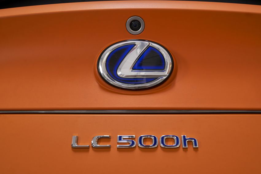 Lexus LC 500h ‘Matte Prototype’ debuts in Barcelona 958690