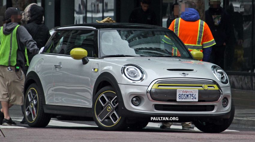 SPYSHOTS: MINI Cooper S E spotted without disguise 965334