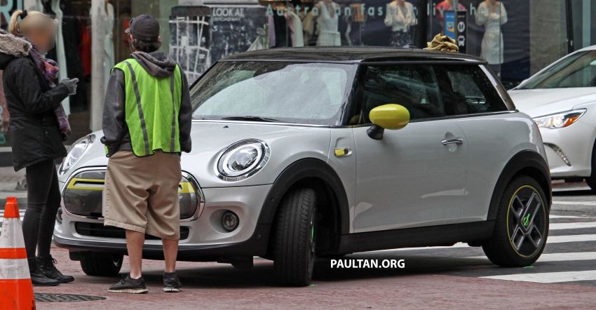 SPYSHOTS: MINI Cooper S E spotted without disguise 965341