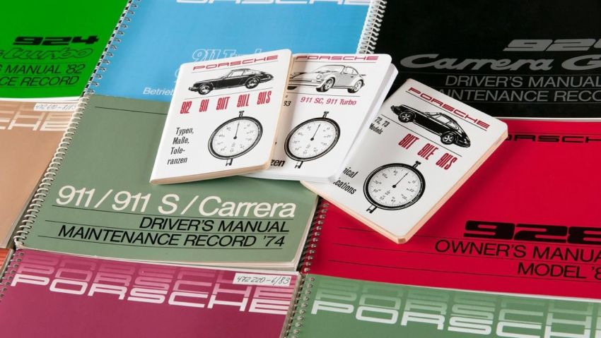Porsche cetak semula semua manual pengguna – lebih 700 model lama, dari 365 hingga 911 generasi 996 957316