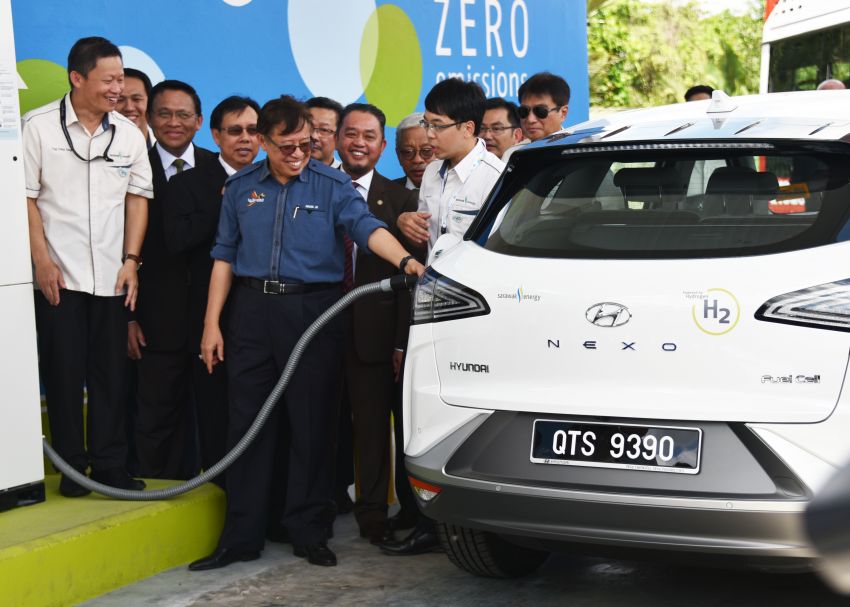 Sarawak to set up 3-in-1 fuel stations for vehicles powered by either hydrogen, electricity or fossil fuels Image #964356