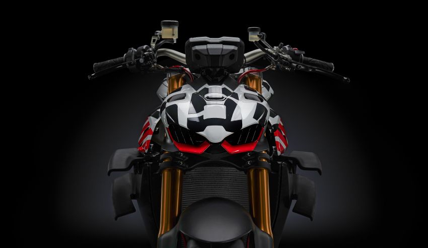 2020 Ducati Streetfighter V4 to race at Pikes Peak 972393