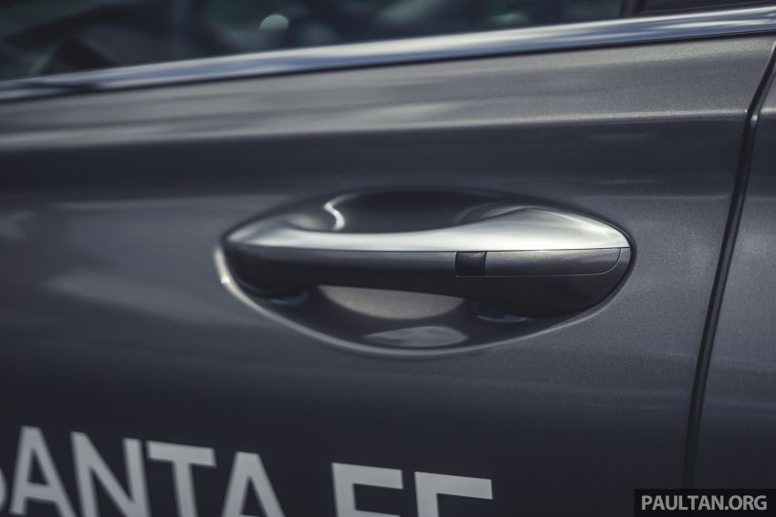 DRIVEN: Hyundai Santa Fe TM – worthy SUV, at a price 977902