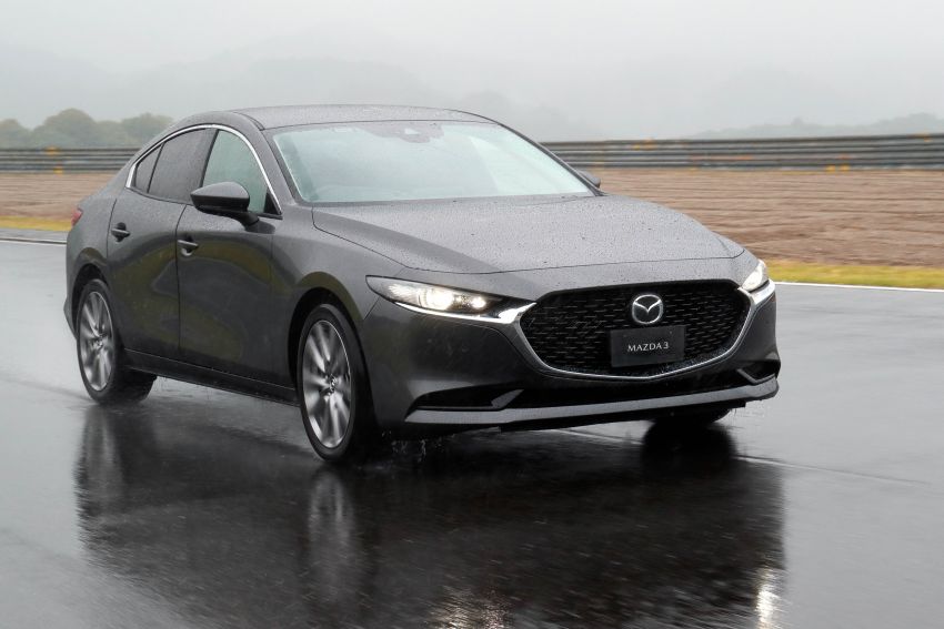 2019 Mazda 3 in detail – improved NVH; why a torsion beam and no touchscreen; unique sedan/hatch styling Image #974290
