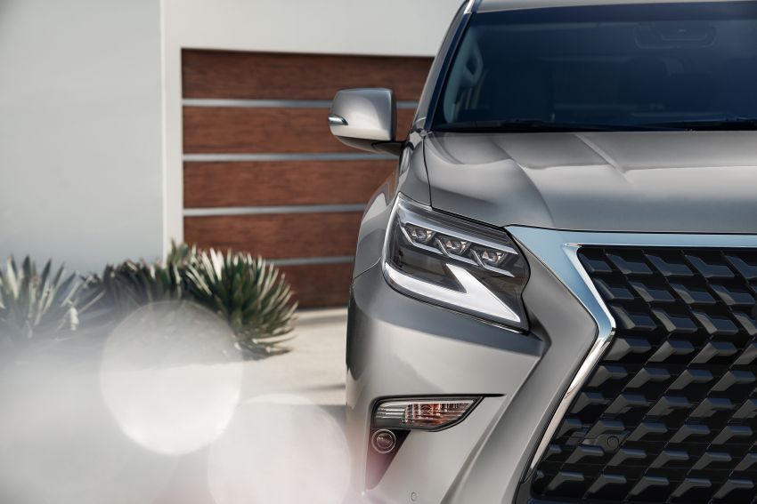 2020 Lexus GX 460 – new face; safety, off-road packs 973848