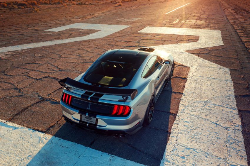 Ford Mustang Shelby GT500; Mustang produksi paling berkuasa pernah dihasilkan – V8 5.2L, 760 hp/847 Nm! 974926
