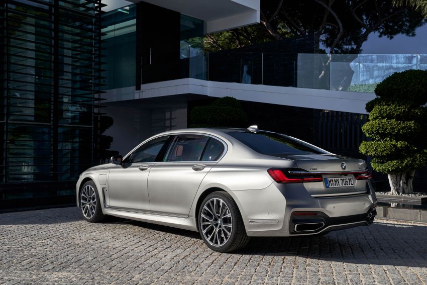 DRIVEN: G12 BMW 7 Series LCI sampled in Portugal – let’s talk about that front end and some other things 978191